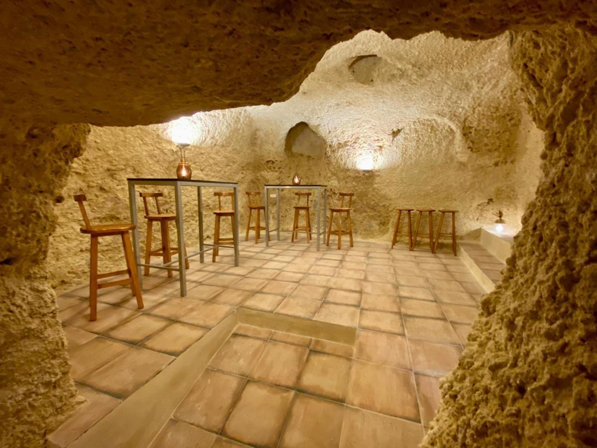 Villa Sol Casa Con Cueva Privada Y Vistas A La Iglesia Requena Kültér fotó